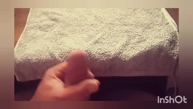 Jerking off to xhamster Creators. (Cumshot)