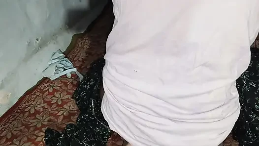 18 years Indian Desi Village girl virgin tight pussy first time fuck xxxx hd videos