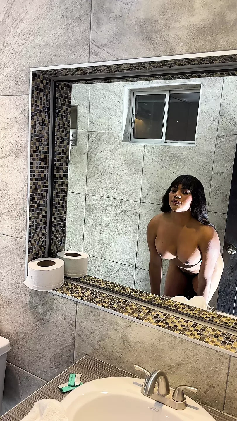 My shower after i fuck my boyfriend and cum in his ass