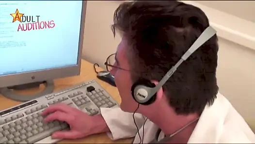 Медсестра Abbie трахает доктора