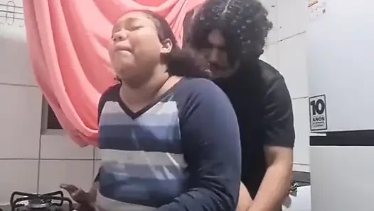 Üvey annem beni banyo yapmak için çağırıyor
