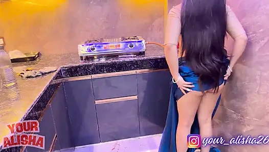 Alisha se kaha khulke Reels videos bnaya kro .. to wo Kholkar Banane Lag gyi Reels