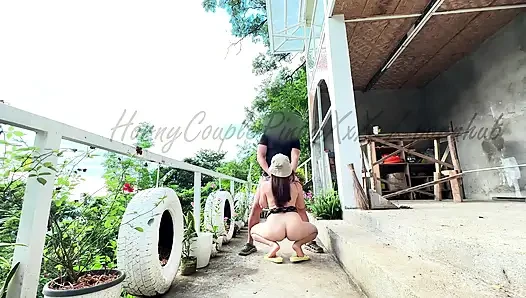 Gadis remaja pinay ashley lagi asik di luar ruangan sama ayahnya