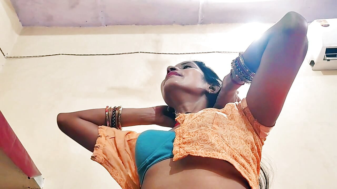 Mera Padosi step sis ke sath Mera room per fuck in Indian village in Hindi audio