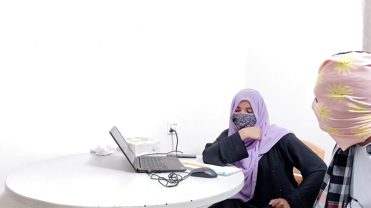 Hijabi Hot bank manager fuck by desi village Farmer Desi chudai xxx