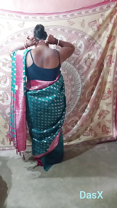 Sari verde cayendo solo sfw