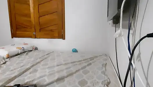 Vivi Guedez - Banyak bercinta di bulu.