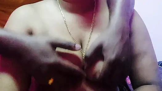 Hintli aşıklar tam sert Hintçe seks videosuna başlıyor