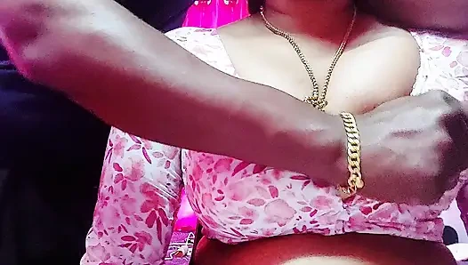 Desi Mohini Bhabhi Hot Romance with desi boy.