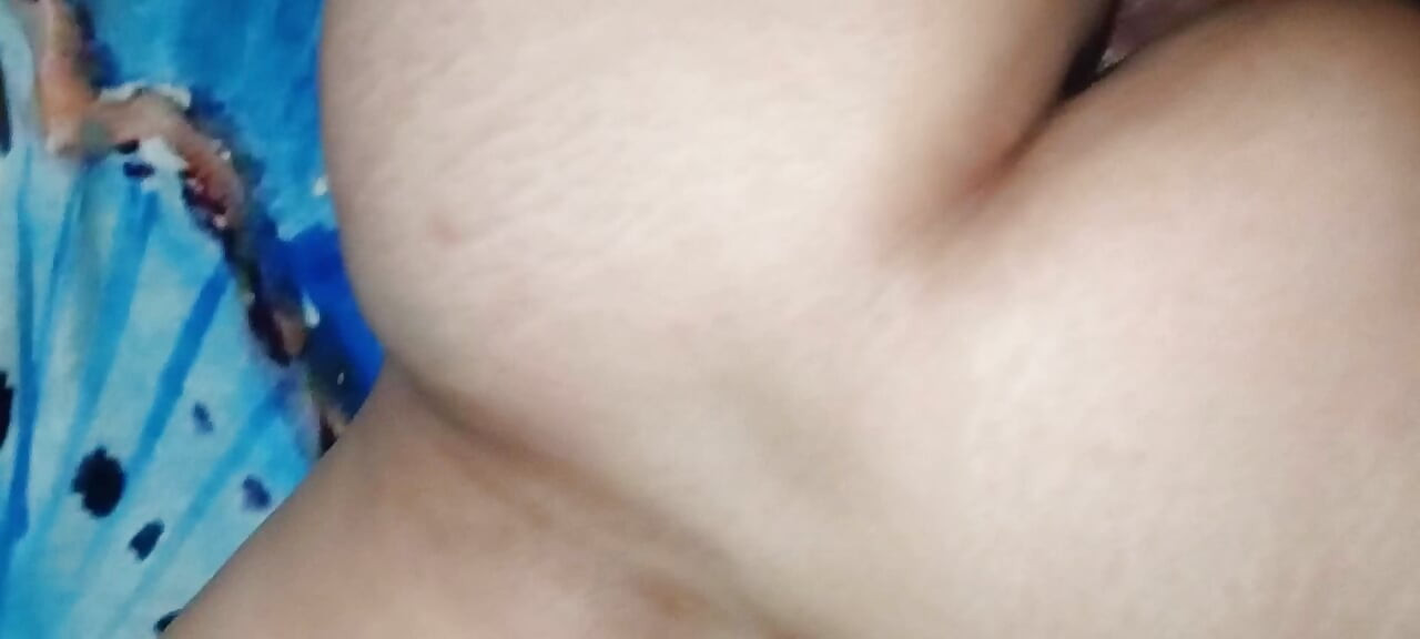 Komşumu ne kadar zengin sikiyor sadece beni yalnız ve çok ateşli buldu ve beni çok zengin ❤️sikti, daha fazla video oluşturmaya devam etmeye yardımcı olun