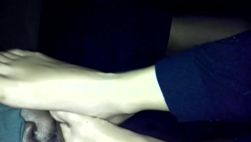 nice feet toes worship