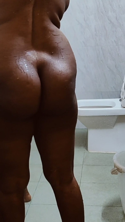 Hintli Tamil Desi Kız Otelde Erkek Arkadaşıyla Üstünü Değiştirip Banyo Yapıyor | Bölüm 2