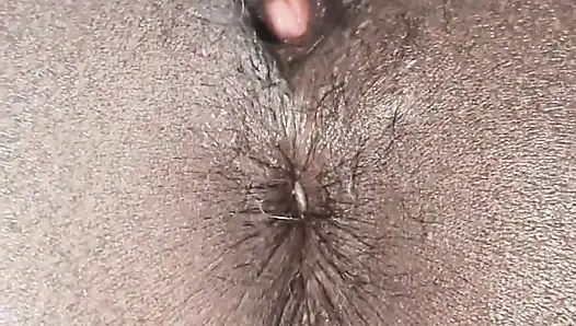 Biwi ki chut chatkar biwi ko maja diya