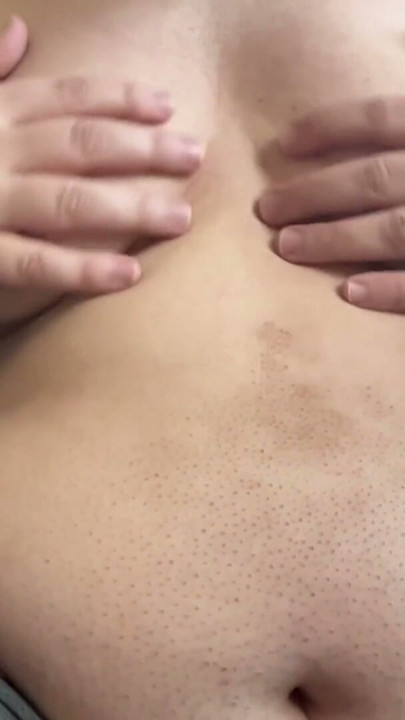 Seksi şişman tombul obez vücuduma ve büyük büyük memeli memelere masaj | Klip 1
