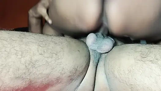 Hari ini, seks threesome bareng kakak iparku dan aku nggak tahu bagaimana suamiku mulai ngentot sama aku