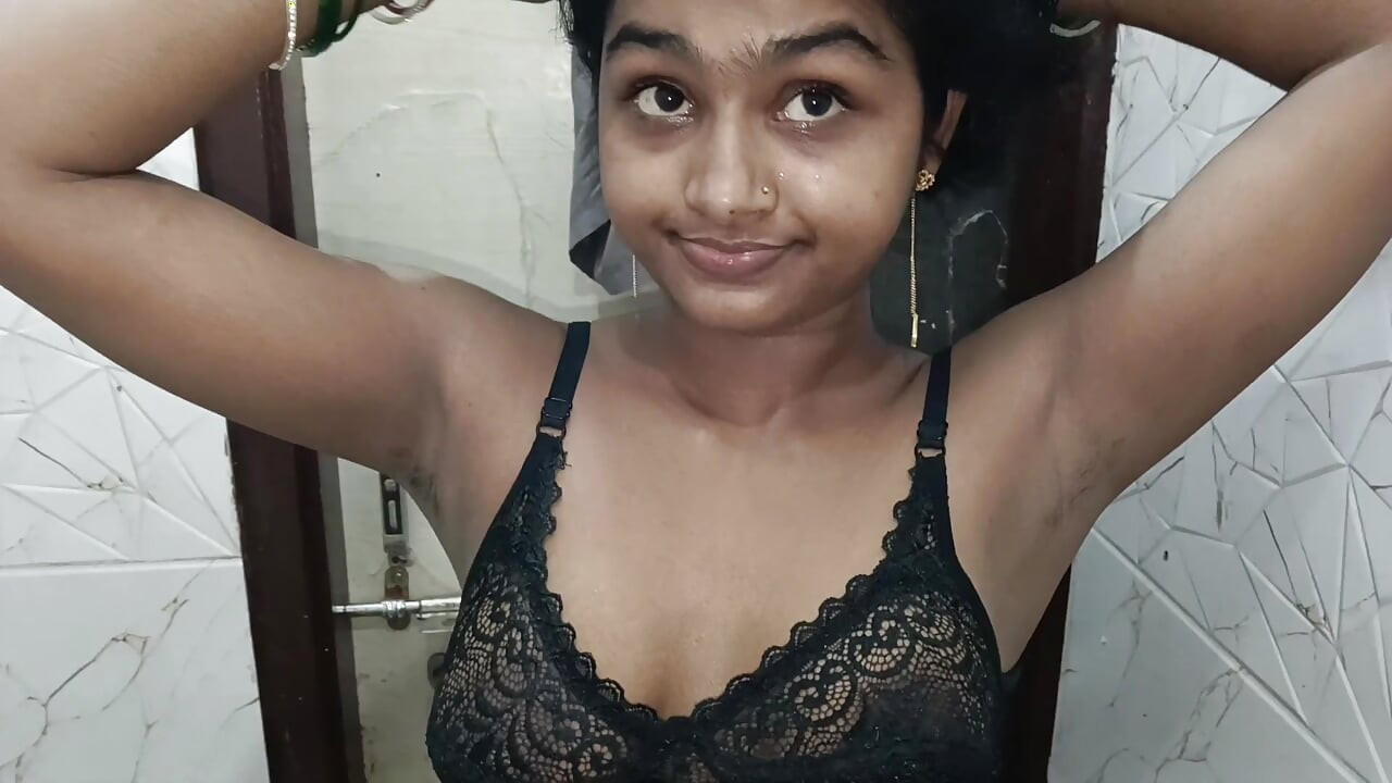 Desi Babe Full Bathroom Sex Session