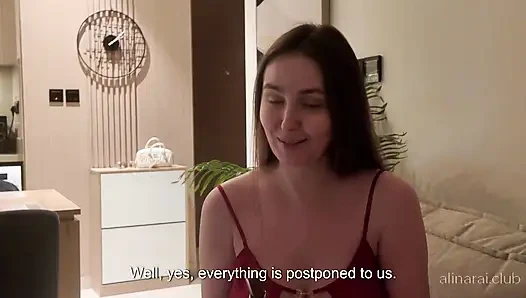 Die Sexy Mutter Eines Freundes Sagte: 'wenn Du Noch Wach Bist... Meine Tür Ist Offen