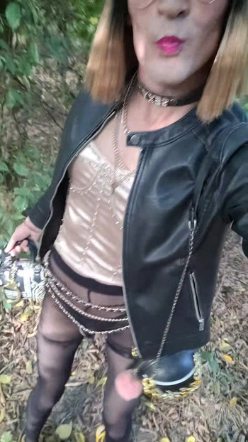 Izložba🌳transvestitske kurve u La Faisanderie du 91 ETIOLLES VaneSsaBiTCHx PariSChienneTrvProd91