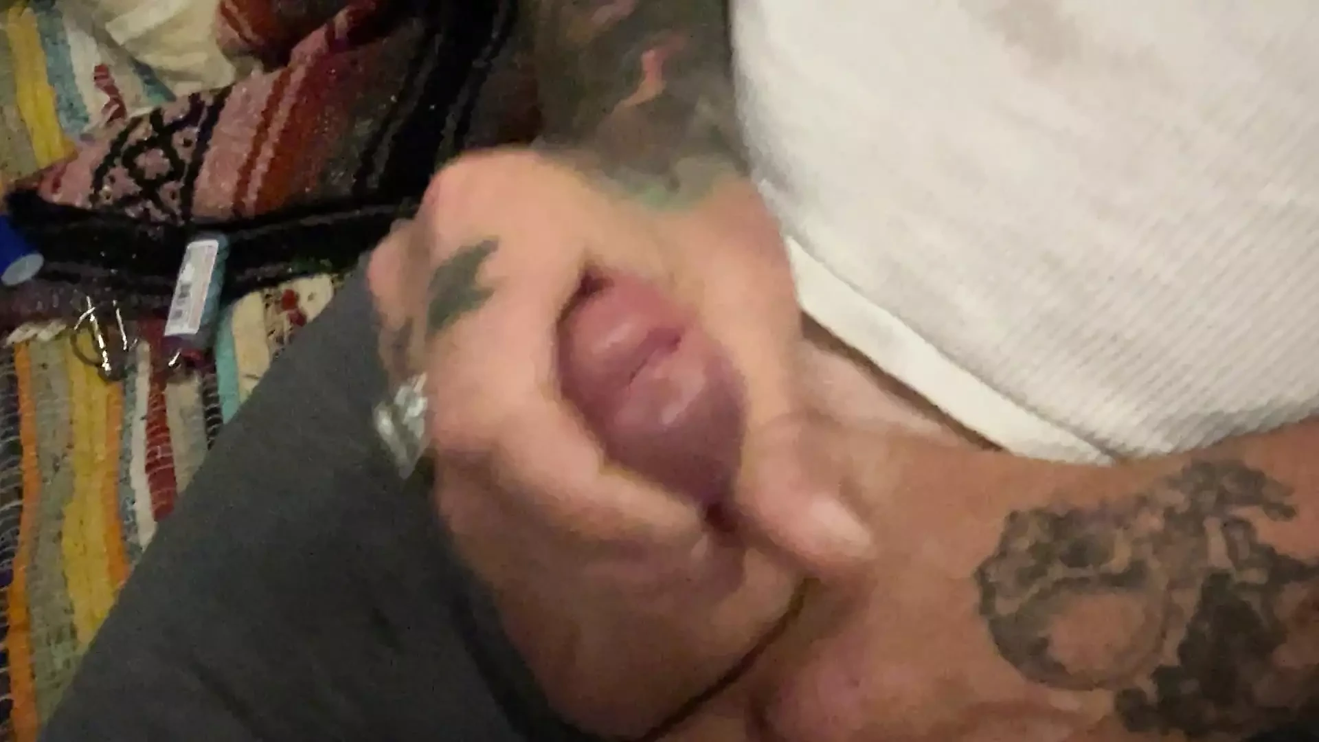 Masterbation masculine en solo