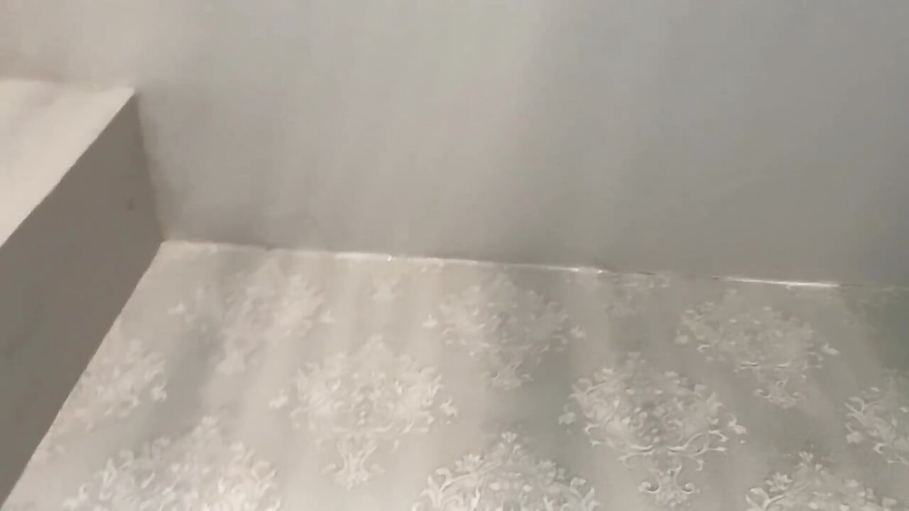俺の大きな尻を激しくファックして