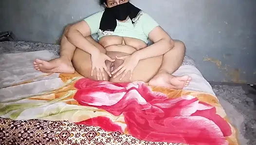 Desi-mädchen Masturbiert, muschi fingern und anal fingern