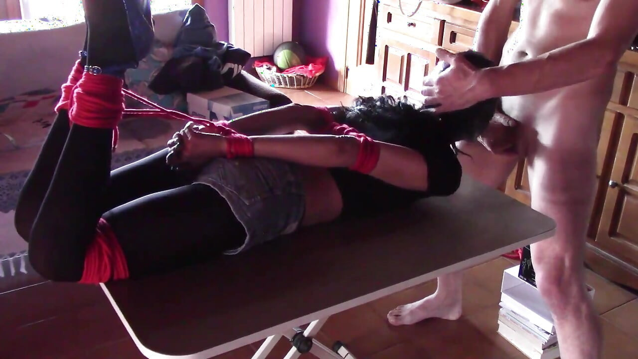 คอลเล็กชั่นสุดยอดของคอลึก ๆ อมควย 150 นาทีและน้ําเงี่ยนไหลเยิ้มในปาก