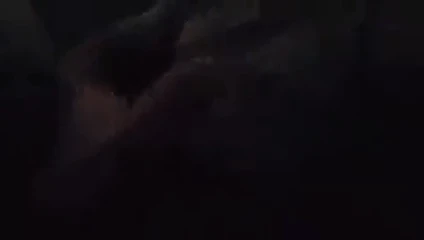 okşayarak benim horoz