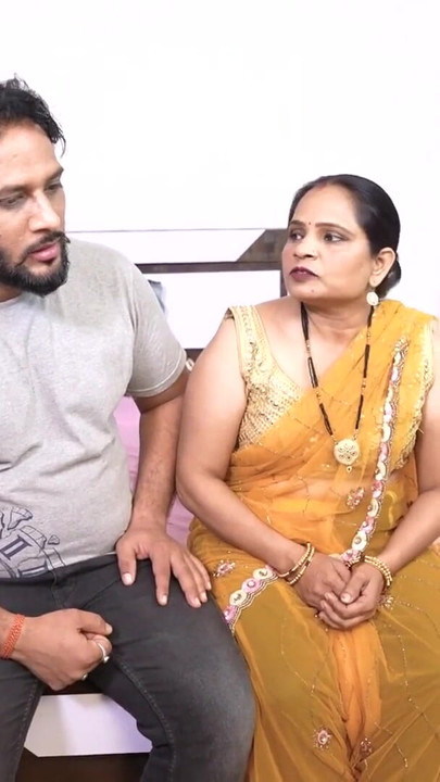 Desi Indian bhabhi hardcore sex with husband clear hinfi audio | Clip 1