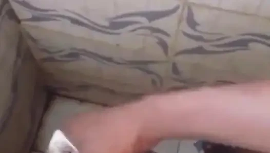 Banyoda Canavar Yarakla Mastürbasyon Yapıyor