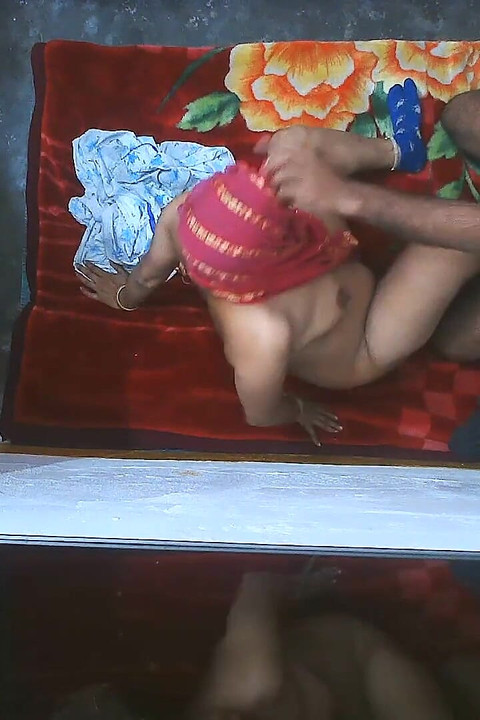 مثير حليبي خادمة اللعنة