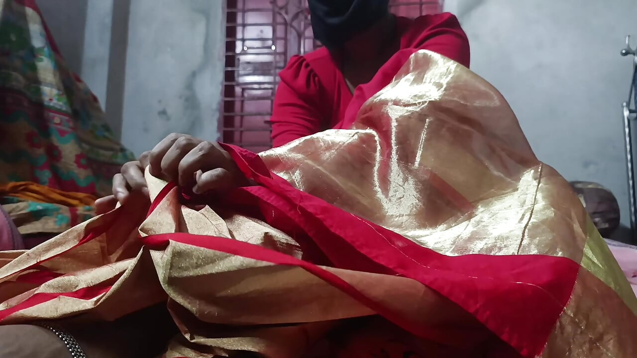 Kakak tiri desi - ow keras menyetubuhi saudara tiri sendirian di kamar