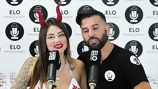 Sara Blonde ağzıma😈 tükürüyor