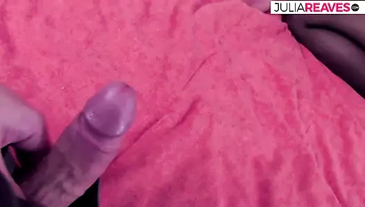 Istrinya pengen dientot sama sahabatnya di seks threesome
