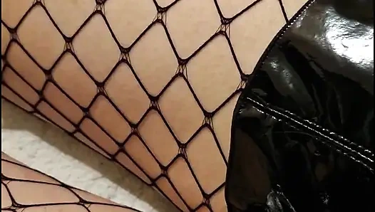 ve bu klipte boşalıyor