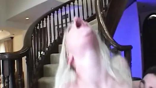 Oyun Kurucu Amigo Kızla Yattı