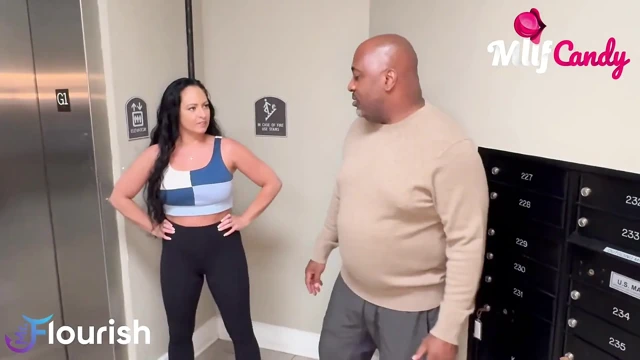 Relationship Unsteady Between Nicole Parker and Mrflourish