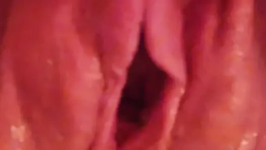 Muncrat dikerjakan dengan baik dengan jari