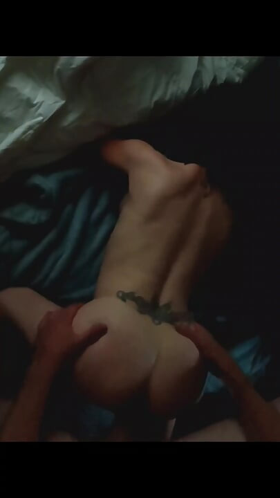 Üvey kız kardeş sikişiyor bölüm 2