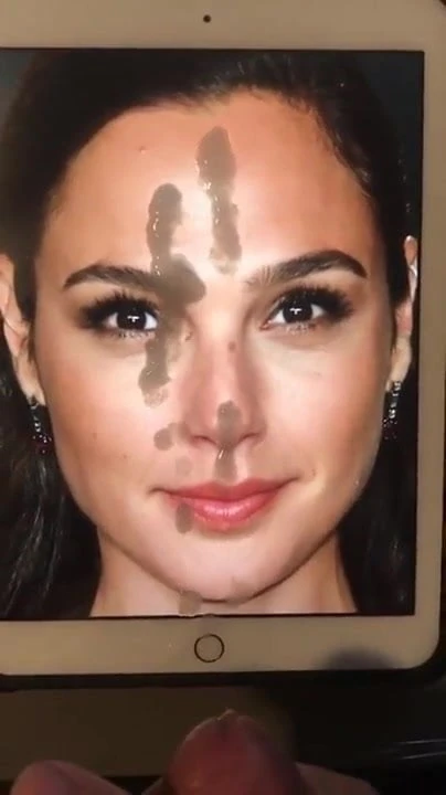 Meid Gadot sperma eerbetoon