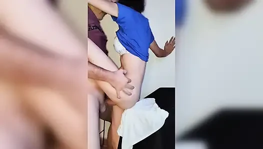 Von Liebe und Freuden mit dem dünnen. Die nymphomanische Nachbarin nebenan