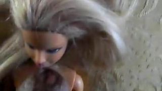 Barbie se fute cu sexul 5