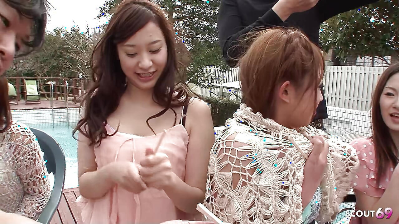 Uncensored Japanese Full JAV Orgy Group Fun with Teen Couples who swap her Boys for Blowbang in Garden
