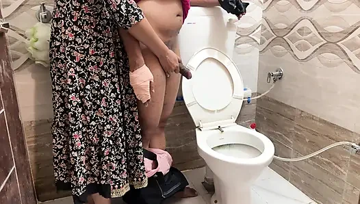Step Stepmom Helping Her Injured Step Stepson to Wash and Seduced Him. Finally End up with Sucks His Cock, Before Getting Fucked