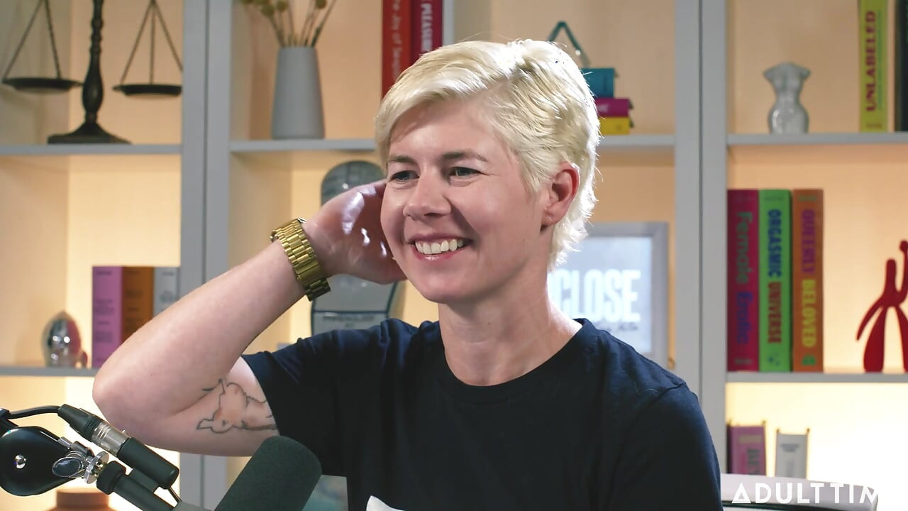 Gal Ritchie: Spiegler Girl & Hentai Lover | the Adult Time Podcast