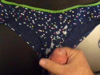 Cumming In Used Panties