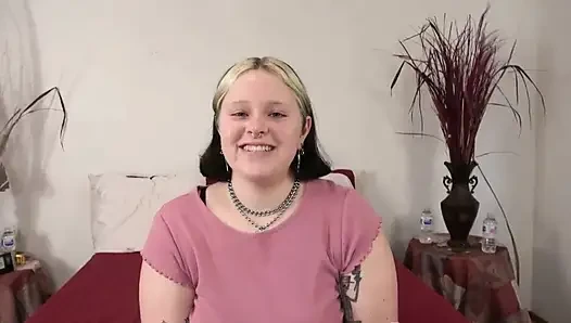 Desperate Amateurs кастинг горячим милфам с большими сиськами с толстой задницей жестко долбят их тугие киски большим членом