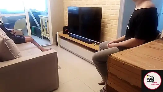 Нанята, чтобы встречаться с мужем её подруги