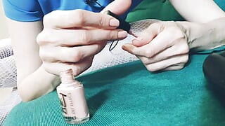 Mainne apne nakhoonon ko chitrit kiya. Asmr