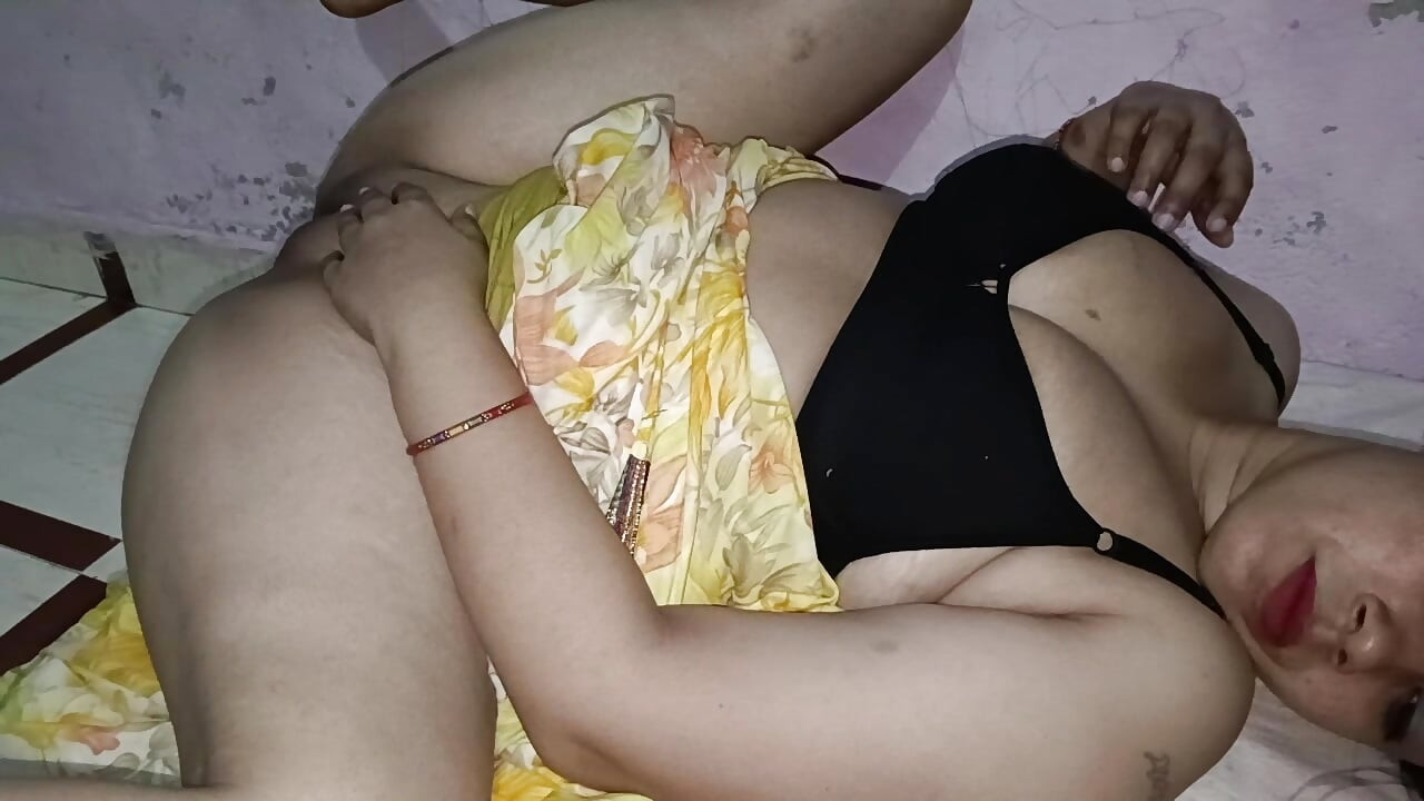 Bahu Rừng Mein Mangal Kiya Ấn Độ bị cha dượng đụ