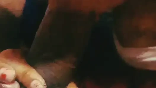 скачет на полном настоящем секс-видео
